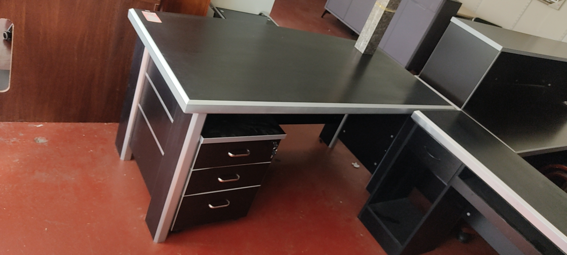 office desk Ausmart online melbourne